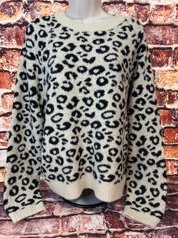 Cream Leopard Pullover