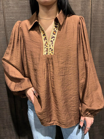Leopard Collar Blouse- Brown