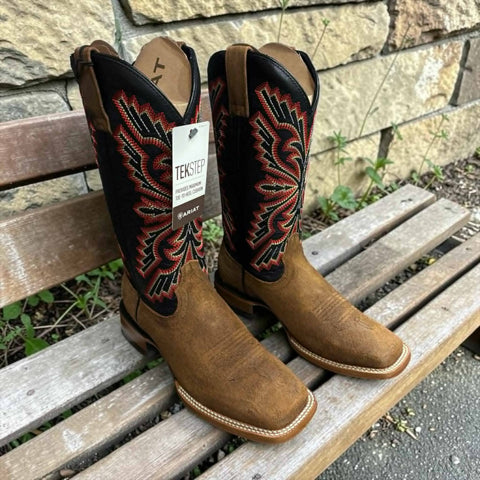 Men's Sting Wide Square Toe Cowboy Boot