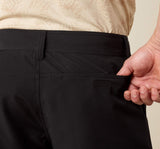 Black Tek 7" Short