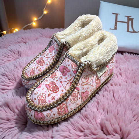 Maddie Cowgirl Mocc Boot Slipper