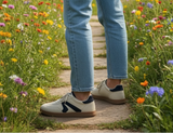 Retro Beige Sneaker