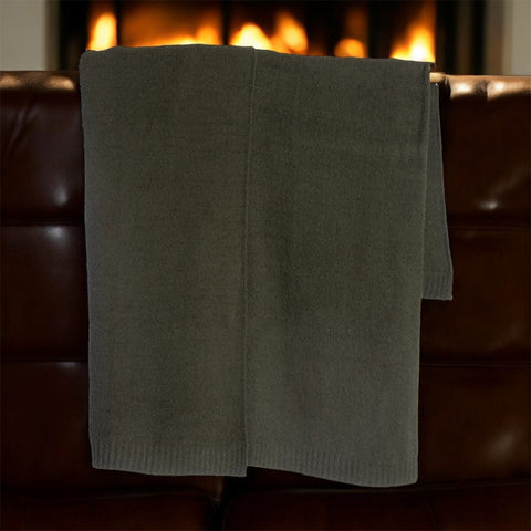 Spruce It Up Stretchy Throw