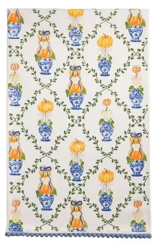 Pumpkin Topiary Print Towel